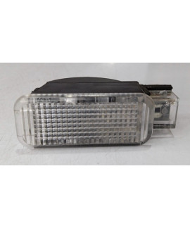 Lanterna Luz Cortesia Porta Malas Audi A4 2008 - 2012