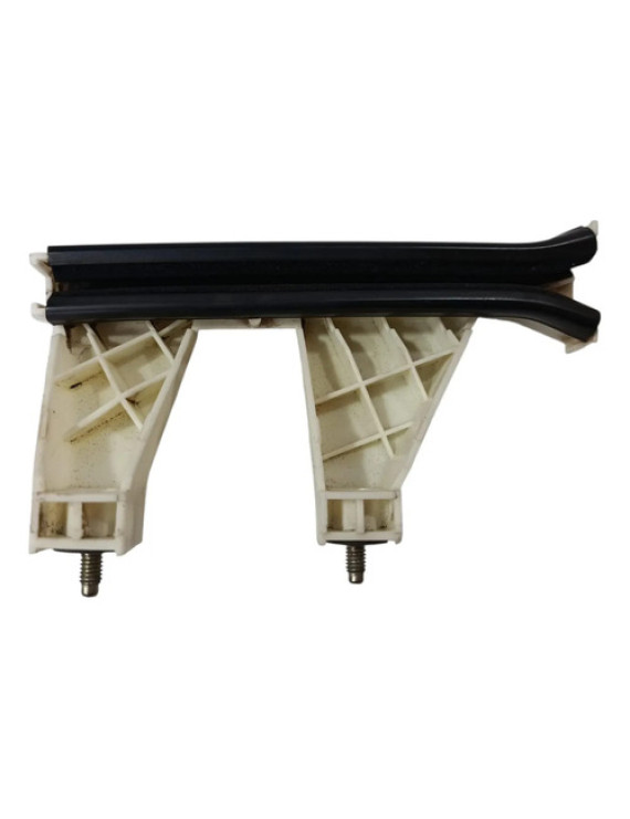 Guia Vidro Porta Traseira Dir Passat Variant 1998 99 2000 Preto