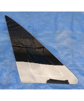 Vidro Fixo Vigia Traseiro Esquerdo Focus Sedan 2000 - 2008 Vidro Fixo Vigia Traseiro Esquerdo Focus Sedan 2000 - 2008