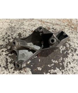 Suporte Coxim Motor Direito Audi A4 A6 1.8 2004 2005 2006 Suporte Coxim Motor Direito Audi A4 A6 1.8 2004 2005 2006