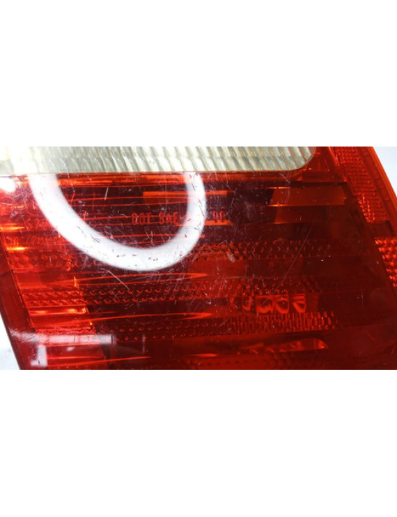 Lanterna Esquerda Tampa Traseira Bmw Série 3 1999 - 2001 Esquerdo/motorista Vermelho