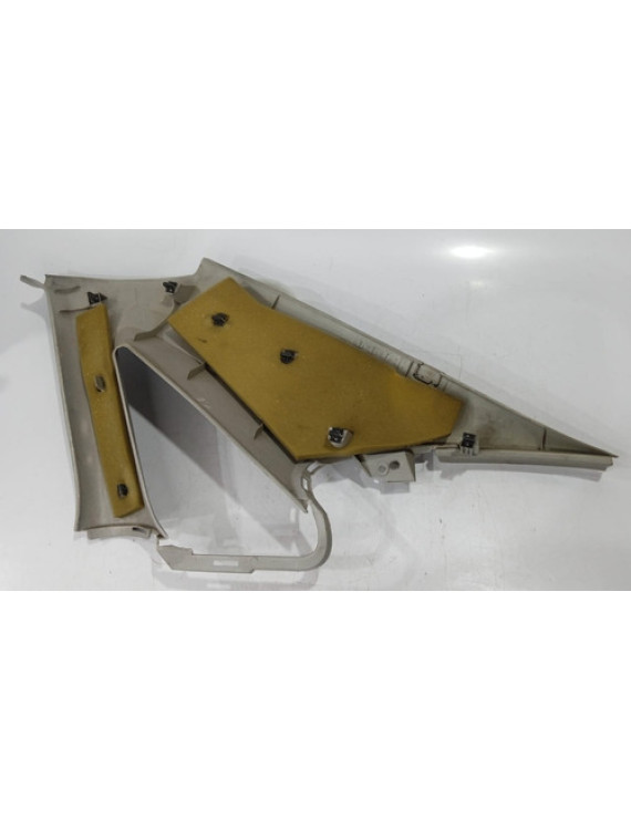 Moldura Vidro Fixo Traseiro Esquerdo Focus Sedan 2000 - 2009 Cinza Claro