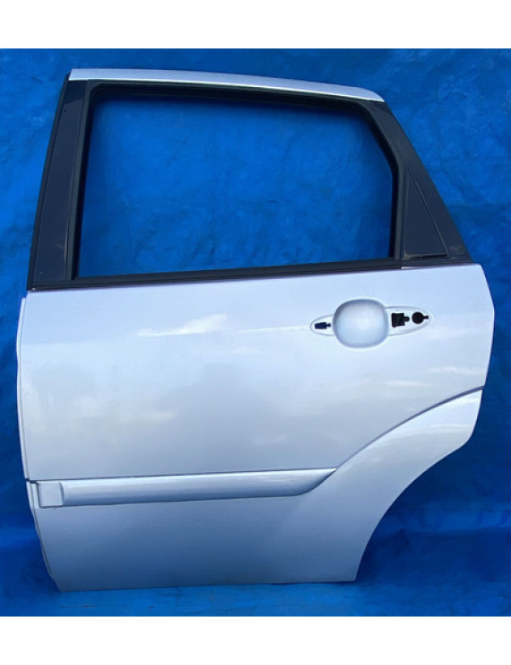 Porta Traseira Esquerda Focus Sedan 2000 A 2006 Traseira Direita Prateado