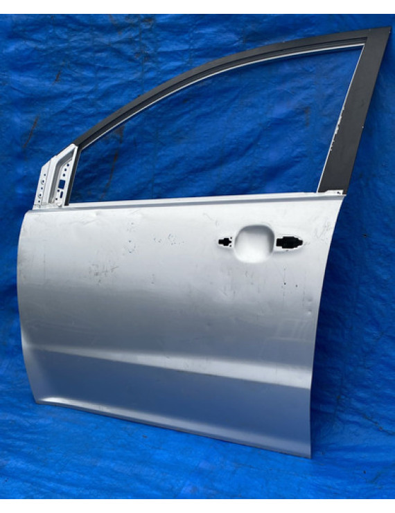Porta Dianteira Esquerda Ssangyong Korando 2011 A 2014 Dianteira Esquerdo Prateado