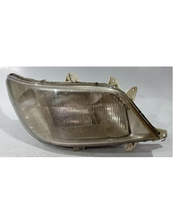 Farol Direito Mercedes Sprinter 2001 2002 2003 / Detalhe Direito