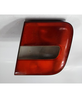 Lanterna Esquerda Tampa Traseira Volvo S70 Sedan 1998 Esquerdo/motorista Vermelho Lanterna Esquerda Tampa Traseira Volvo S70 Sedan 1998 Esquerdo/motorista Vermelho