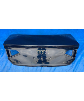 Tampa Traseira Audi A4 2011 A 2013 / Detalhe Preto Tampa Traseira Audi A4 2011 A 2013 / Detalhe Preto