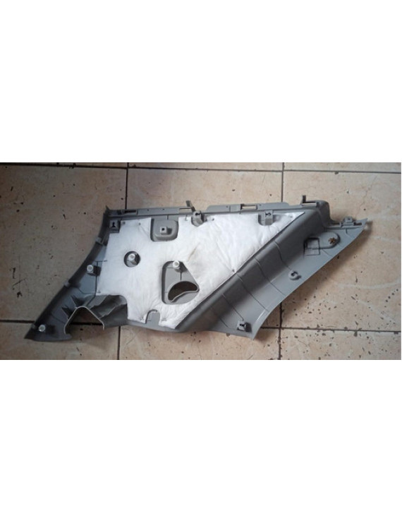 Acabamento Traseira Lateral Direito Jac T5 2017 Traseira Direito Preto