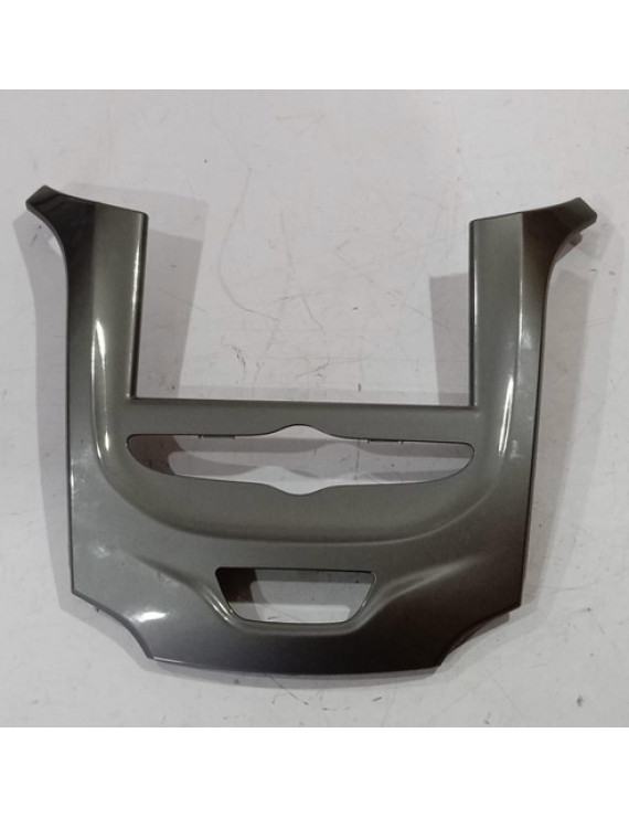Moldura Do Painel Central Multimidia Cruze 2017 2018 2019 Preto