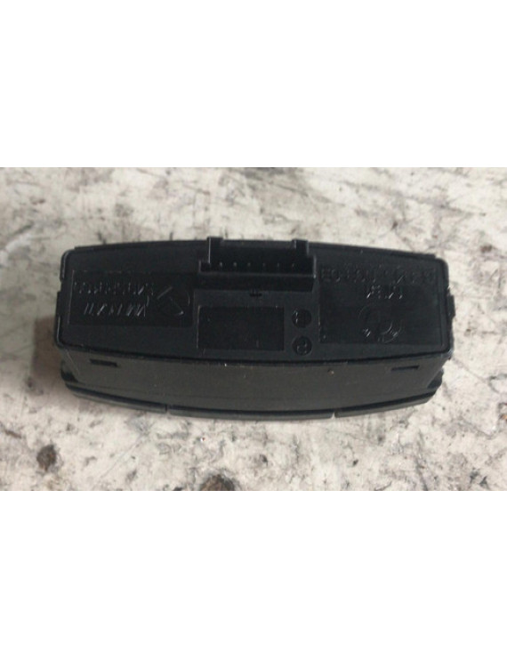 Botão Dtc Pisca Alerta Bmw 118i 2010 / Detalhe Preto