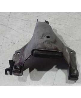Protetor Coxim Motor Esquerdo Audi A4 A5 2.0 2013 2014 Protetor Coxim Motor Esquerdo Audi A4 A5 2.0 2013 2014