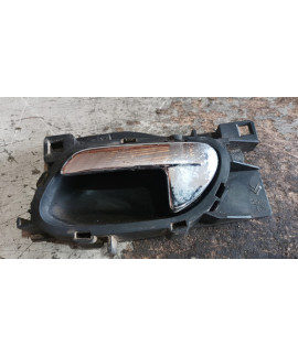 Maçaneta Interna Dianteira Esquerda Peugeot 407 2007 Dianteira Maçaneta Interna Dianteira Esquerda Peugeot 407 2007 Dianteira