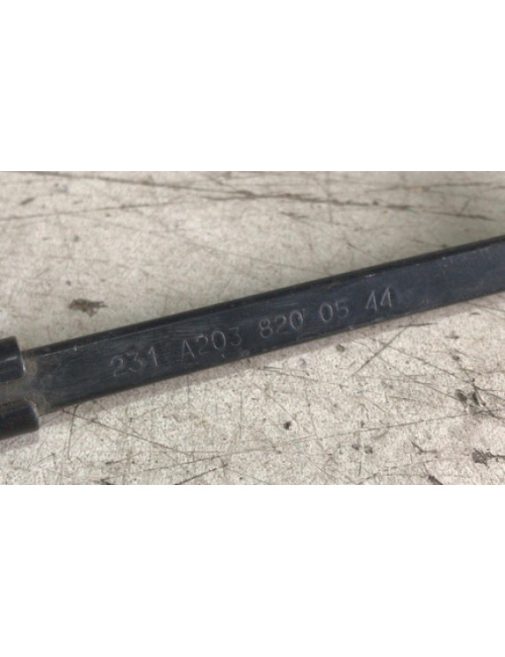 Braço Limpador Parabrisa Esq Mercedes C180 2004  Esquerdo