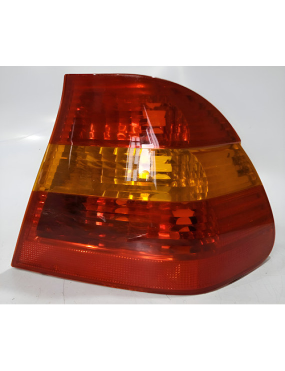 Lanterna Direita Bmw 320i 2002 2003 2004 2005 Detalhe Direito/passageiro Vermelho