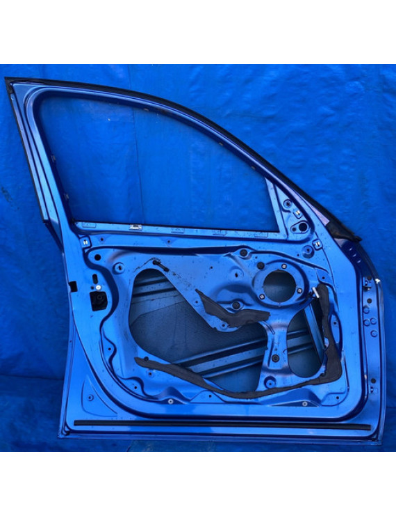 Porta Dianteira Esquerda Bmw 135 2015  Dianteira Esquerdo Azul