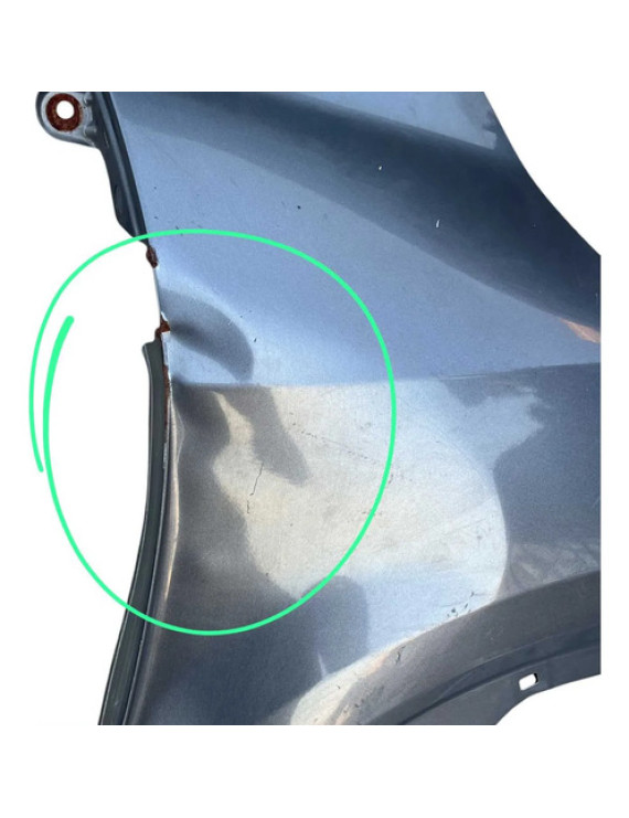 Paralama Direito Honda Hrv 2015 A 2021 / Detalhe