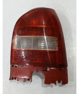 Lanterna Esquerda Gol G3 1999 - 2005    Esquerdo/motorista Vermelho Com Setor Translúcido (branco/inalterado)