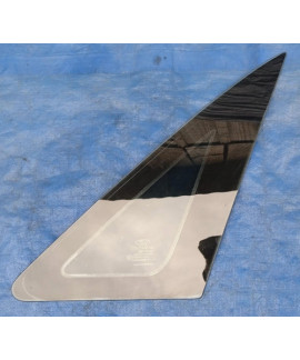 Vidro Fixo Vigia Traseiro Direito Focus Sedan 2000 - 2008 Vidro Fixo Vigia Traseiro Direito Focus Sedan 2000 - 2008