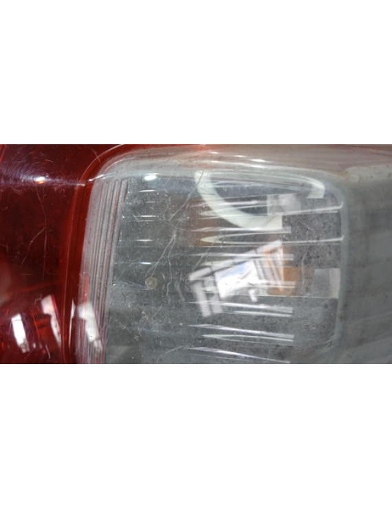 Lanterna Direita Honda Fit 2009 2010 2011 2012 2013 2014 Direito/passageiro Vermelho