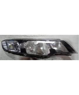 Farol Direito Kia Cerato 2008 - 2013 / Avaria Direito