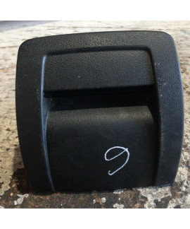 Cinzeiro Console Traseiro Citroen C5 2009 - 2012 Cinzeiro Console Traseiro Citroen C5 2009 - 2012