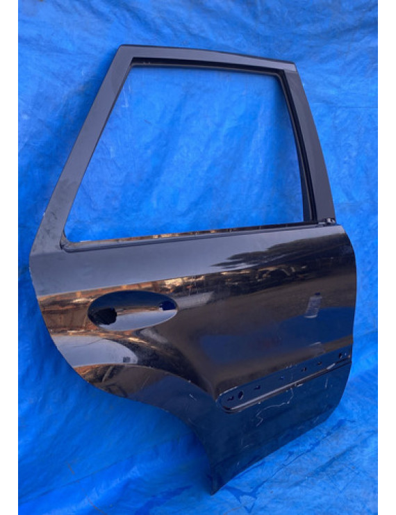 Porta Traseira Direita Mercedes Ml320 Ml350 Ml63 2007 A 2011 Traseira Direita Preto