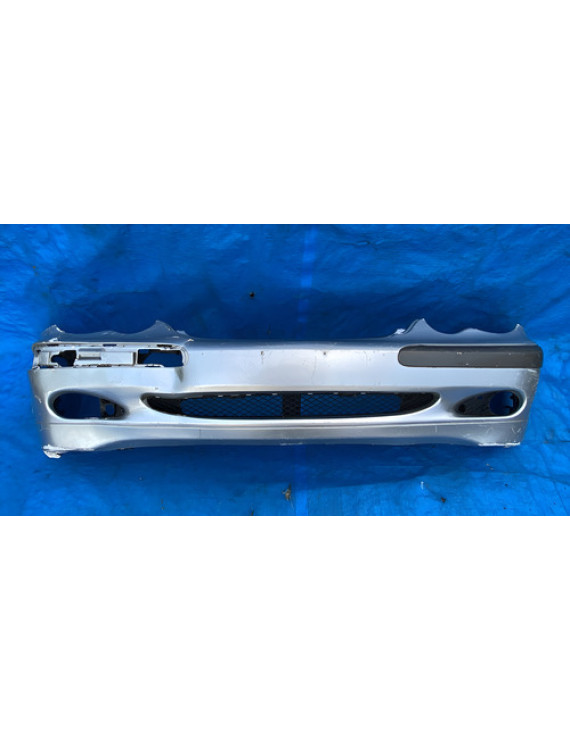 Parachoque Dianteiro Mercedes C200 2000 A 2006 Detalhe Prateado