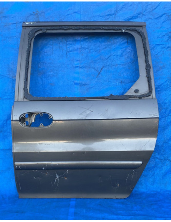 Porta Traseira Esquerda Kia Carnival 1998 A 2001 Traseira Esquerdo Preto