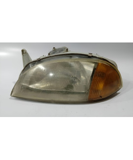 Farol Esquerdo Suzuki Swift 1995 / Detalhe Esquerdo Farol Esquerdo Suzuki Swift 1995 / Detalhe Esquerdo