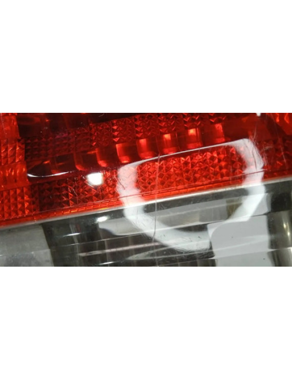 Lanterna Esquerda Tampa Mercedes B180 B170 2010 2011 Esquerdo/motorista
