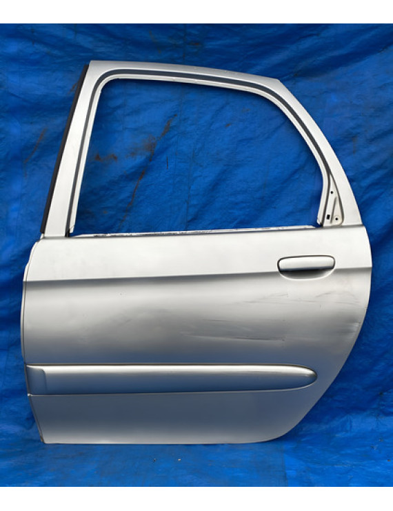Porta Traseira Esquerda Xsara Picasso 2001 A 2012 Traseira Esquerdo Prateado