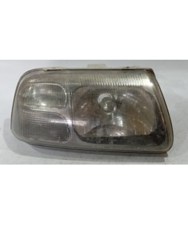 Farol Direito Suzuki Grand Vitara 1999 - 2005 / Detalhe Direito