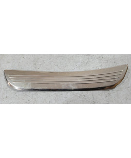 Soleira Traseira Esquerda Mercedes C180 C200 E300 2020   Prateado