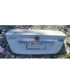 Tampa Traseira Lifan 620 2009 - 2012 Branco Tampa Traseira Lifan 620 2009 - 2012 Branco