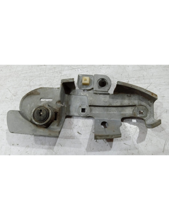 Suporte Da Maçaneta Externa Dianteira Esquerda C5 2001  Dianteira