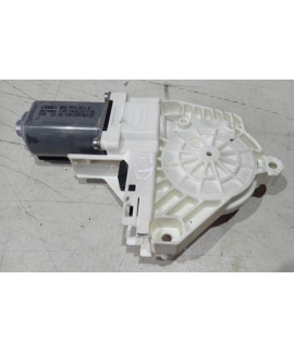 Motor Do Vidro Traseiro Direito Audi A5 2009 - 2013 Motor Do Vidro Traseiro Direito Audi A5 2009 - 2013