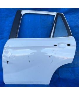 Porta Traseira Esquerda Bmw X1 2009 - 2015 / Detalhe Traseira Esquerdo Branco