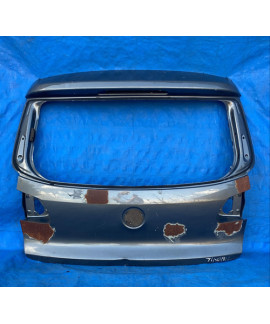 Tampa Traseira Tiguan 2009 A 2016  / Detalhe Azul