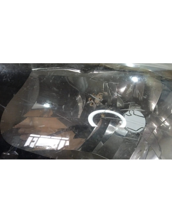 Farol Esquerdo Fiat Siena Palio Strada 2008 - 2015 Detalhe Esquerdo/motorista