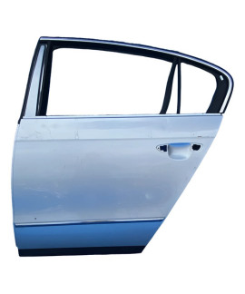 Porta Traseira Esquerda Passat 2005 A 2009 / Detalhe Traseira Esquerda Prateado