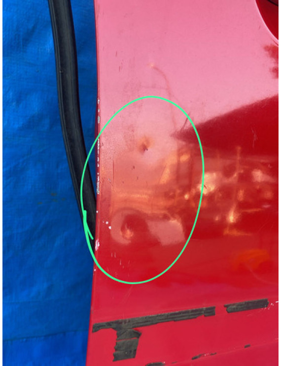Porta Dianteira Direita Honda Fit 2003 A 2008 / Detalhe Dianteira Direita Vermelho