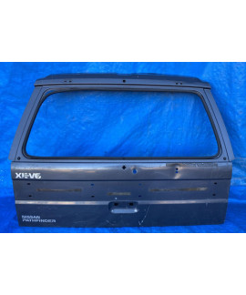 Tampa Traseira Nissan Pathfinder 1992 A 1995 / Detalhe Preto