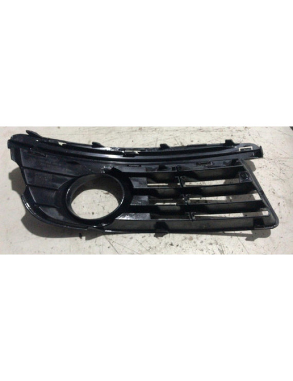 Moldura Farol Milha Esquerdo Jetta 2006 - 2010 Preto