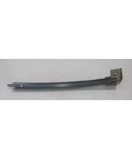 Canaleta Do Vidro Dianteira Direita Toyota Rav4 2001 - 2005 Prateado Canaleta Do Vidro Dianteira Direita Toyota Rav4 2001 - 2005 Prateado