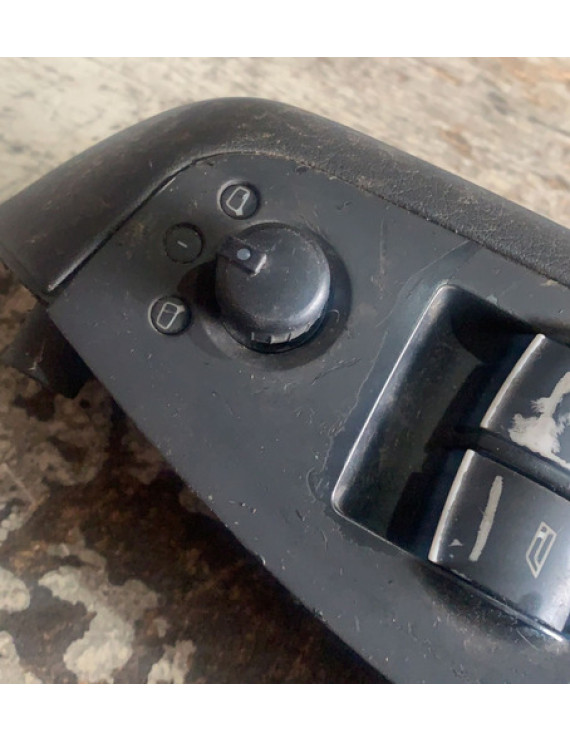Encosto Braço Comando Vidro Diant Esquerdo Audi A4 3.0 2006 Preto