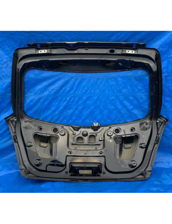 Tampa Traseira Chevrolet Captiva 2008 A 2015 / Detalhe Preto