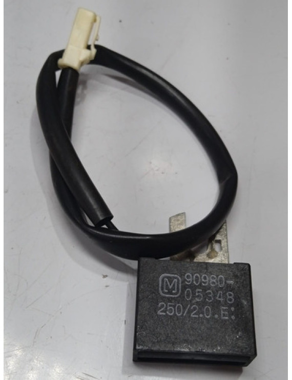 Amplificador Antena Toyota Rav4 2000 - 2005 / 9098005348 Preto