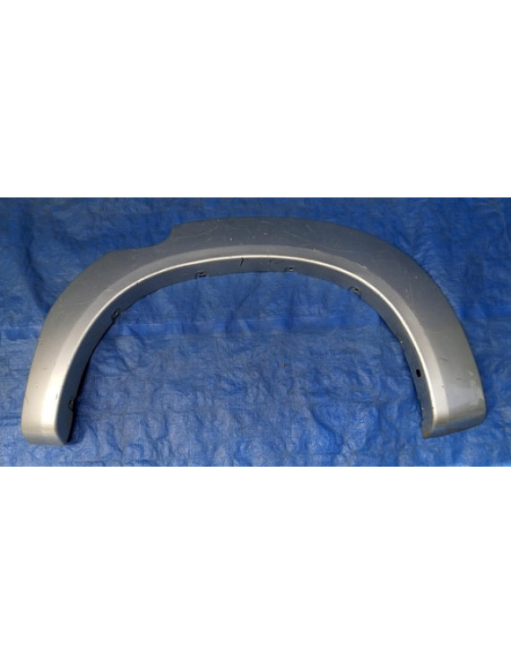 Aplique Paralama Traseiro Esquerdo Hilux 2007 - 2015