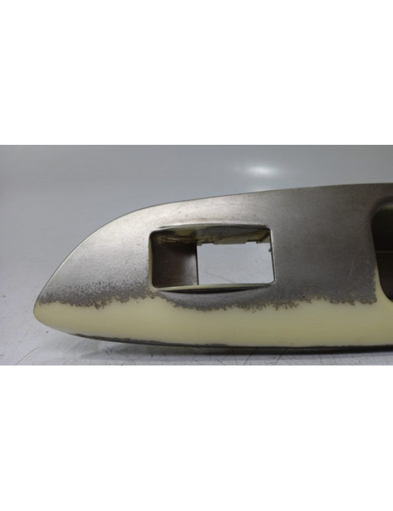 Moldura Botão Vidro Traseiro Direito Lifan 530 2015 - 2018