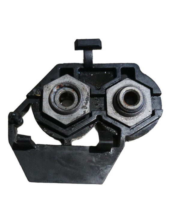 Suporte Esquerdo Radiador Mercedes C180 C300 2015 2016 2017